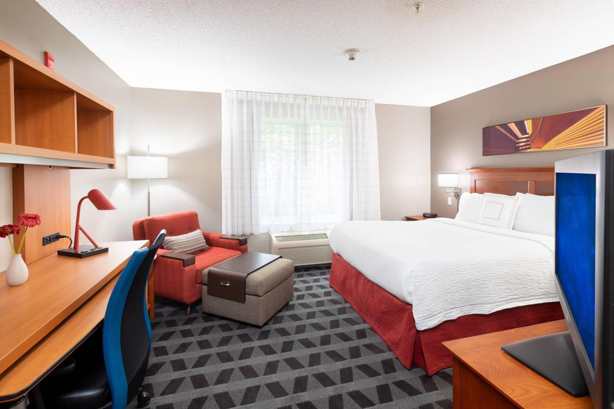 Towneplace Suites Bowie Town Center Экстерьер фото