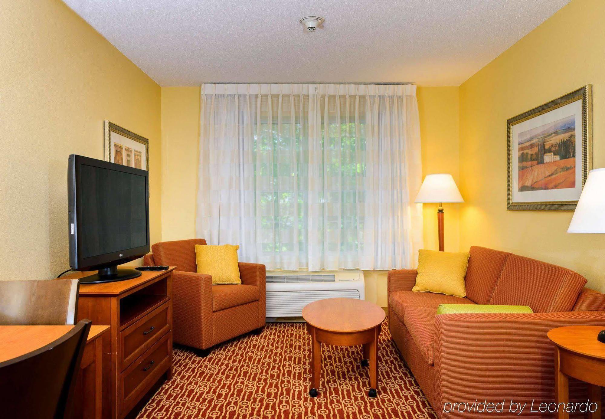 Towneplace Suites Bowie Town Center Экстерьер фото